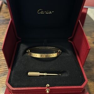 Cartier love bracelet size 16
